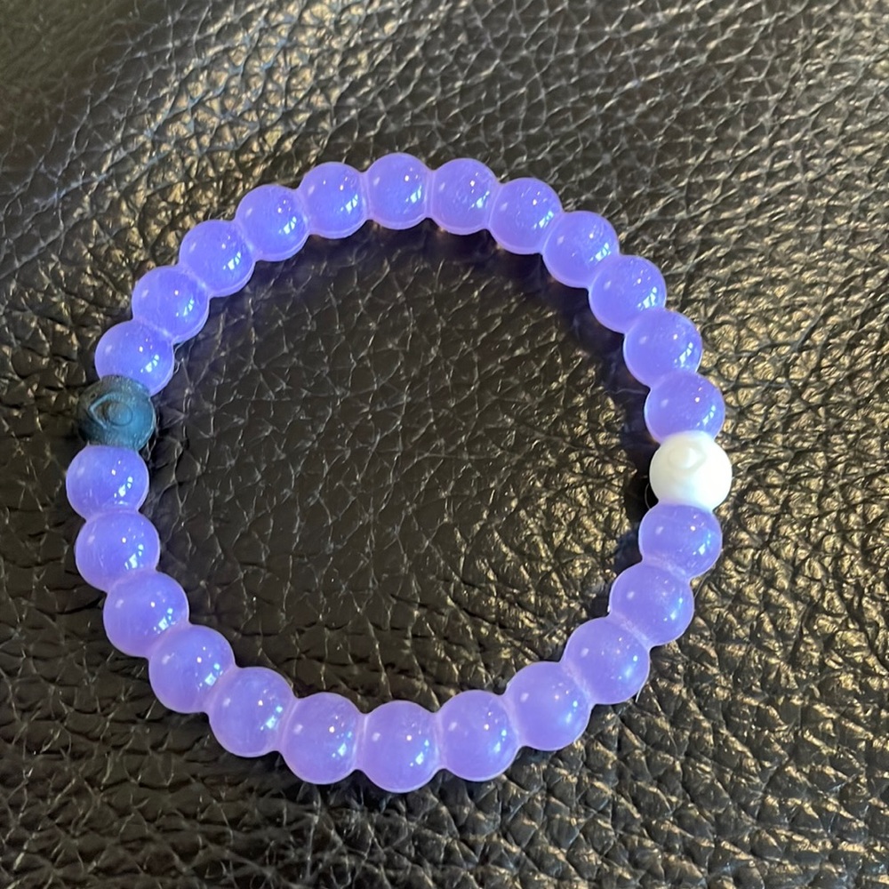 Purple Lokai bracelet medium
